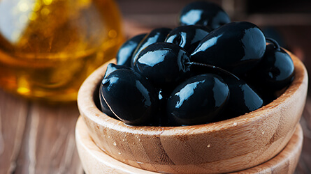 Cómo aliñar aceitunas en casa: Recetas fáciles y tradicionales 3 Aliño para aceitunas negras con especias